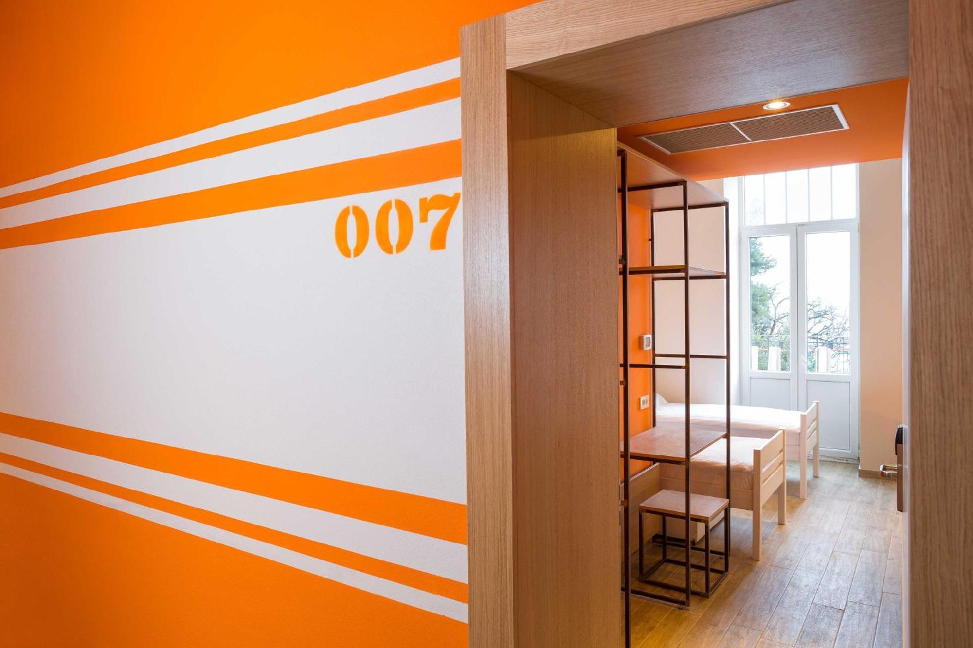 Hostel Link ลอฟราน ภายนอก รูปภาพ