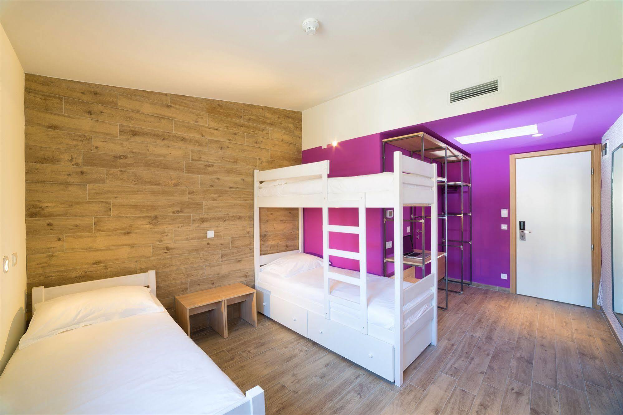 Hostel Link ลอฟราน ภายนอก รูปภาพ